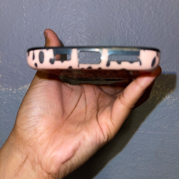 Velvet Caviar iphone 11 Pro Max Case - Picture 3 of 3